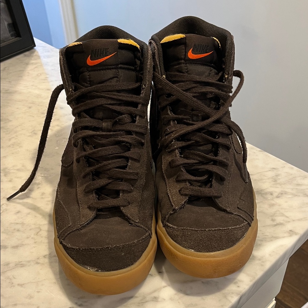 Nike Blazer Mid 77
Suede Velvet Brown, size 11